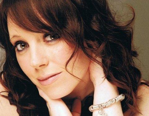 CherryFixter's profile picture. Work for ETEL as Group Accounts Payable Specialist, Love Drinking & Eating, Chris Walker & @simonpegg ! Xx