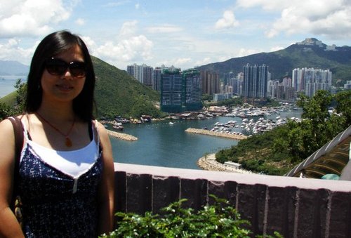 Ria_Cao's profile picture. “Don't cry because it's over, smile because it happened.” 
     ― Dr. Seuss―