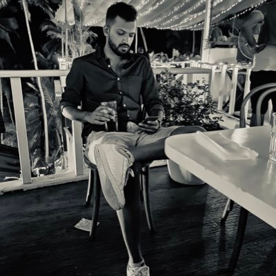 _HarshitPatel__'s profile picture. Life is what you make of it... sooo... YOLO 😛