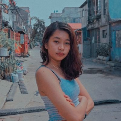 Bloom with me my little flower🌻