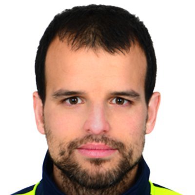Entrenador de fútbol - UEFA A. Enginyer Tècnic en Informàtica de Sistemes.