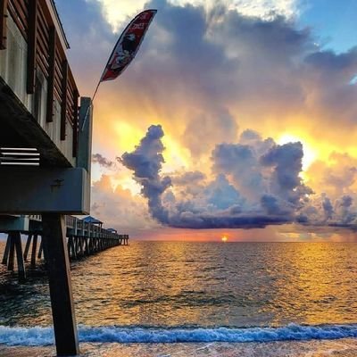 WalcottDean's profile picture. Easy going