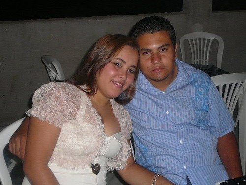 Sou Feliz, de bem com a vida e comigo mesma....