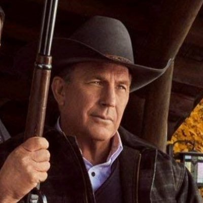 johndutonn's profile picture. من همه چیز میدونم ولی خودمو زدم به اون راه. تحلیلگر هنر