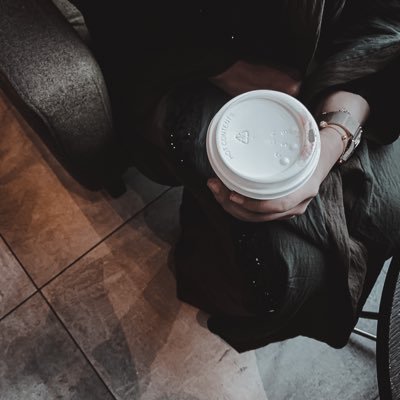 تَنازَل الجَمالُ عنِ الجَمالِ لٍجمالُك