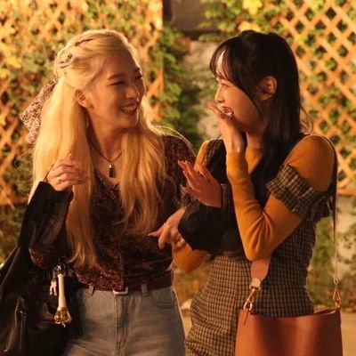 lpchuulip's profile picture. for #츄🐧 and #김립🦉.