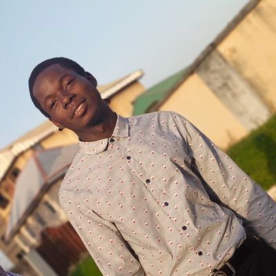 Upcoming🌞|| 90%Introvert || @mancity Fan || Footballer || #HorrorFan🎃|| @2PAC ||Omo Igbo|| Rx💊||
No Struggle No Success 
https://t.co/Tg9aVGvmBR