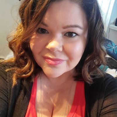 Lacers522's profile picture. https://t.co/FkJQr46C1B  Independent Scentsy Consultant 

Missing my sweet Momma 💜 My life changed forever on 9/2/21 💔