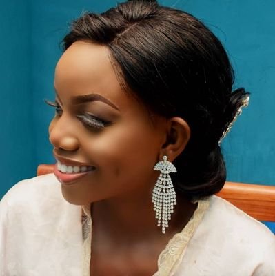 EstherMosez's profile picture. Iam an entrepreneur