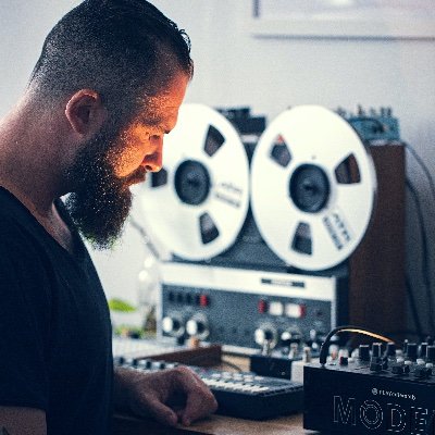 Ooramusic's profile picture. Synth Guru