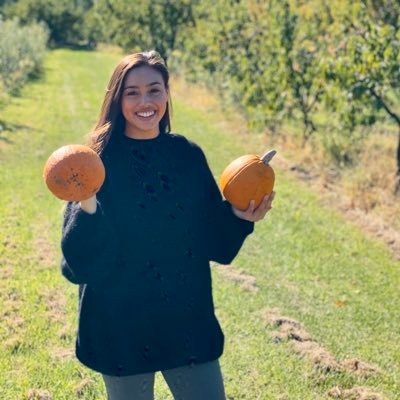 Holli Hanson Profile