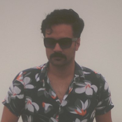 madtahery's profile picture. روى دريا كف نشيند قعر دريا گوهر است..