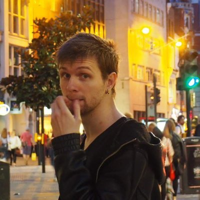 Simon Aluzeさんのプロフィール画像