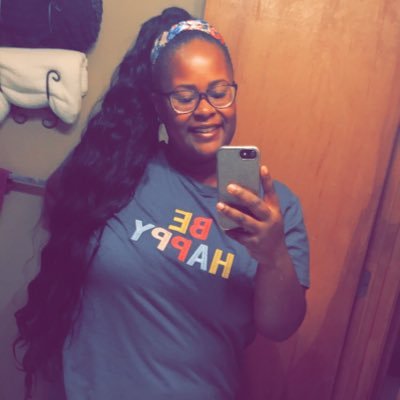 Not your Average Chick.                      Music is Love♥️