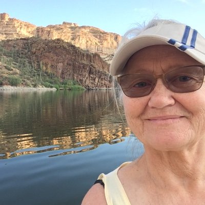 ElLee47002651's profile picture. justice seeker zombie fan