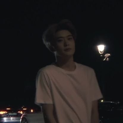 ขอโทษนะครับที่เป็นคนในแบบที่เธอชอบให้ไม่ได้ :(