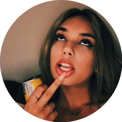 some of yall bout to be real mad at me but it must be said some of yall is fat n ugly and unattractive but that is okay just be who u are 🥰🍃✨🌻💖