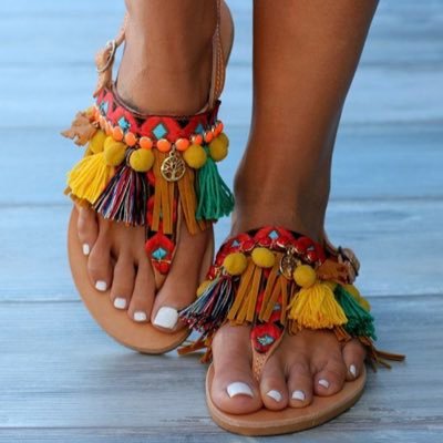 DM FOR INQUIRIES. CUTEST CHANCLAS FOR SALE 💓💓💓💓