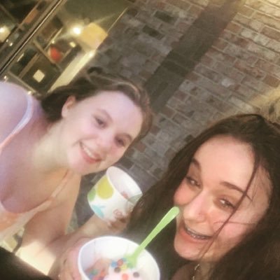 jocelyn_mcninch's profile picture. 