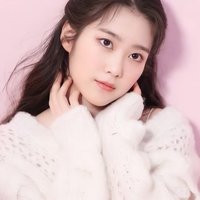 죠죠죠⎝('ㅍ')⎠ (@kimzeeho) 's Twitter Profile