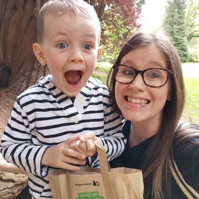 I make handmade boxframes for all occasions. Perfect gifts with an added personal touch.
Registered veterinary nurse and mum to two boys.
Shipping to uk only