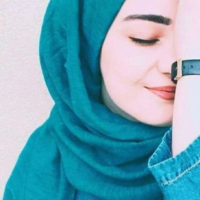 Zainabbahar's profile picture. .