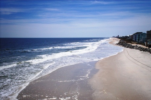 island_post's profile picture. Twitter account dedicated to goings on around Carolina and Kure Beaches