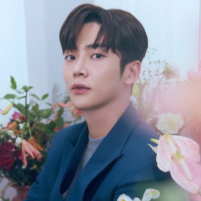 I fangirl and sometimes write | For BTS, SF9 and LUCY | Saw SF9 191116 | Printing Shop @EKDMprints