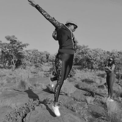 GULUVAKAZI1's profile picture. Ngihlanya hurray