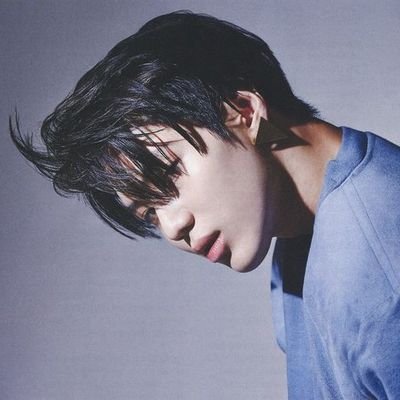 uvdeluxath's profile picture.   ̗̀➛ 🦋 ‹ 79:07 › time doesn't exist; we dance on Mars // i give you my heart and this universe ⌇ ti amo, lee taemin