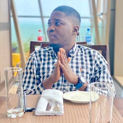 Hennelyziz's profile picture. Act like a lady and think like a man..##UNILAG##BUSSAD#.