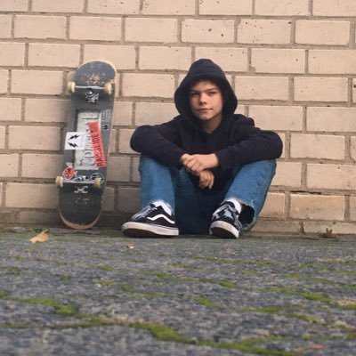 Yannis_069's profile picture. Yannis | 🇩🇪🇬🇧| pro Player | 14