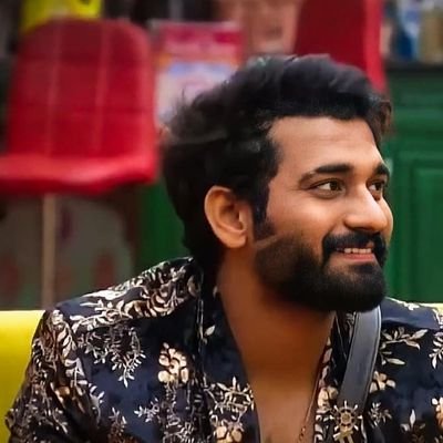 DieAkhil's profile picture. 