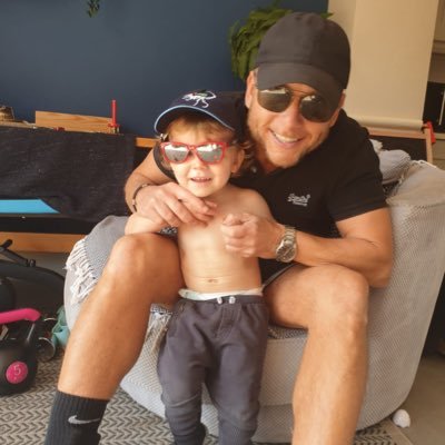 Bainz71's profile picture. Still smiling through the nonsense!!!!