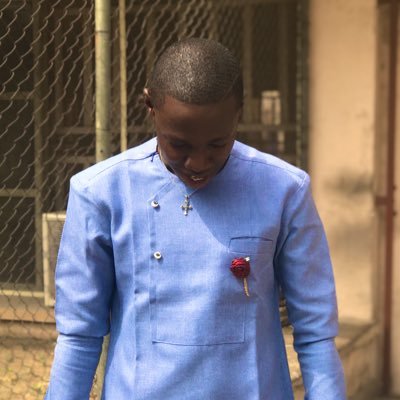 Social entrepreneur||Watch Enthusiast|| jeweler🧊||Music business🎤||Here to laugh😅|| @Chelseafc💙GREATNESS ||Social-worker @kkidswelfareorg #kkwo