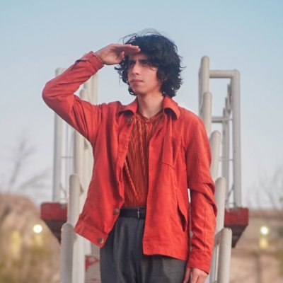 Un proyecto musical para que todas esas desveladas tocando la guitarra valgan la pena (entre otras cosas)