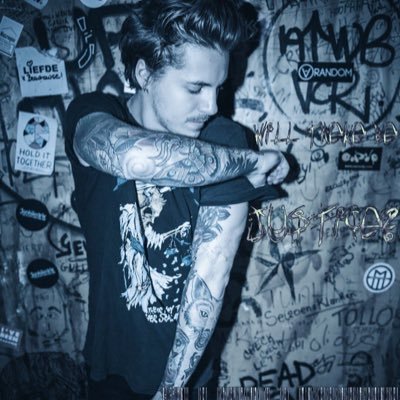 RP - Trainer for Crucible • 1X Rogue Champion - 4X Heavyweight Champion - Trained @ by @BlyssLockhart - father of two boys - @HavenWestJaa is everything •