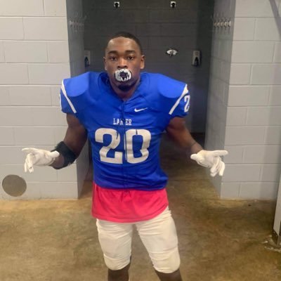 “I can do all things through Christ that strengthens me🙏🏾✨”, Student📚-Athlete🏈, Future Buisnessman💼, SEN21OR💙🎓