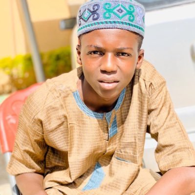 Allah first💯Fäšhïöñ Mödëł🕵🏻call me khalifson💯football😍rkyy❤️💟