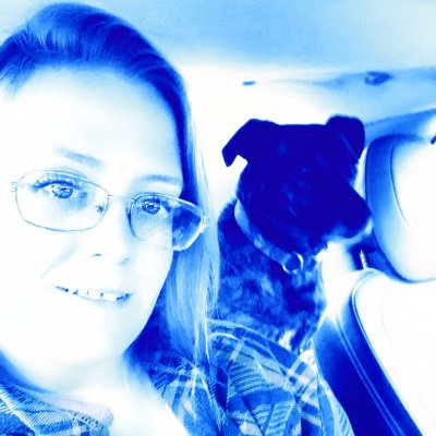 SueBoo85's profile picture. Enjoy everyday here on 🌍. You never know when it’s your last. Spend it with the people that matter to you most.