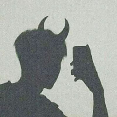 REFAB12's profile picture. hartaa tahta hanyalah impian (: