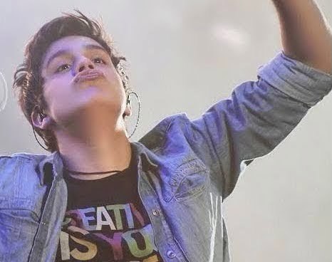 RomanticasDoLS's profile picture. Just me. ;)