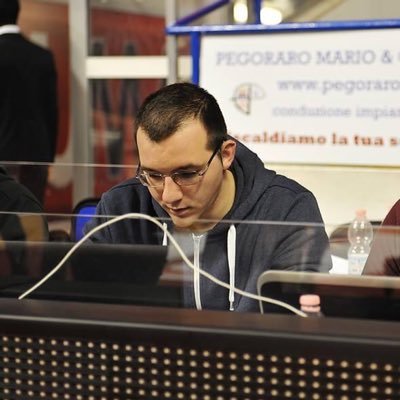 aky87granata's profile picture. Born in Veneto, amante dello sport #BringBackTheSonics
"i giornali sportivi in Italia non sono giornali sportivi"