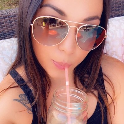 California Realtor, Wife, Mommy of 2 and The child of the one true King ☝️