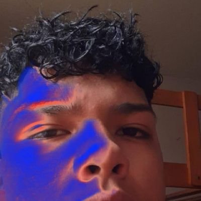 thonyz77's profile picture. Solo entré Twitter para ver si hay buenos memes✌🏽