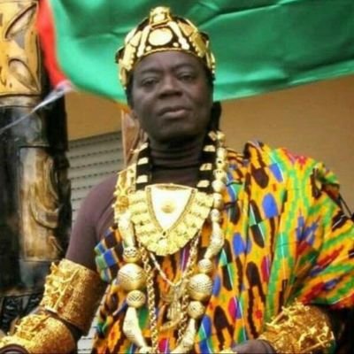 My names are king Paul Mensah, CEO and OWNER of Royal home gold Mining Company LTD, end Seller of Gold Bars and Nuggets from Accra Ghana.