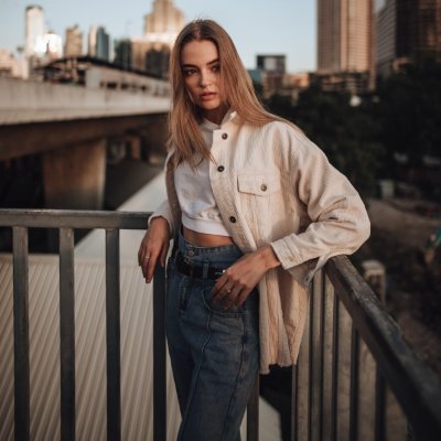 chevet7's profile picture. Empty the whole heart, only to accommodate you.