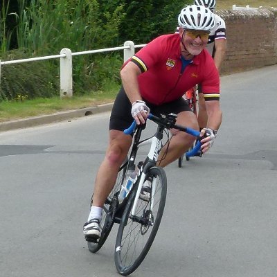 An MBA Chartered Surveyor, retail & leisure property expert, Dad, Skiier, Cyclist, Rower and fresh air junkie!