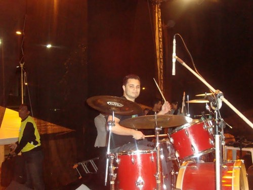 20 anos, baterista há 16 anos, um servo de Deus http://t.co/CnxMULsVVa