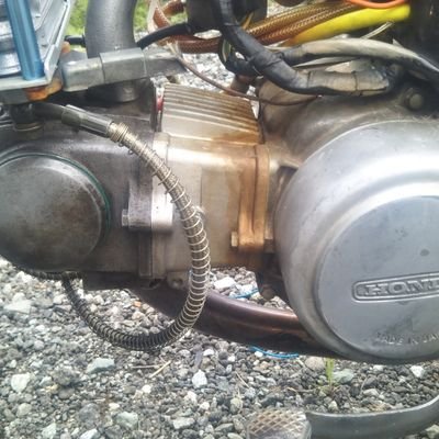 ZVrYtJ7hj4vh8vU's profile picture. 郵政カブをイジって遊んでます。